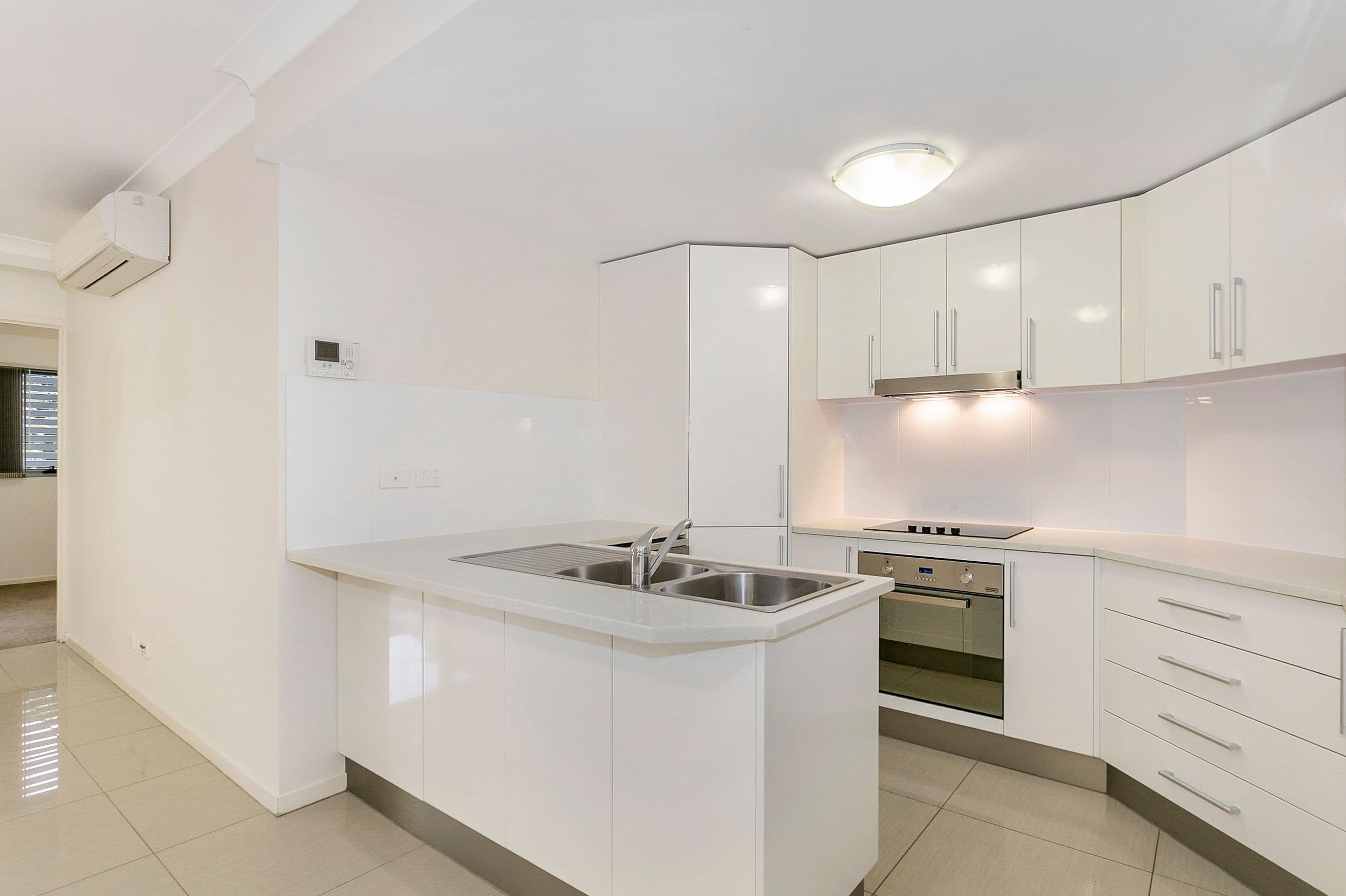 25 Selborne Street, Mount Gravatt East QLD 4122, Mount Gravatt East - Thumbnail 3