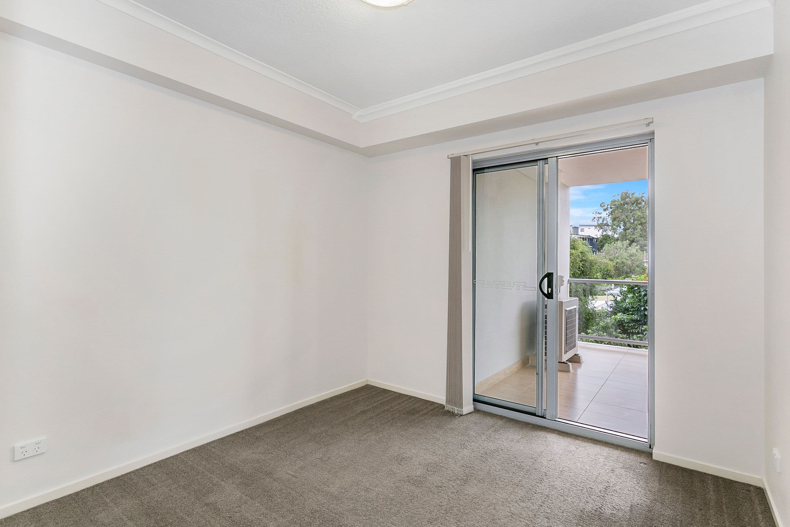 25 Selborne Street, Mount Gravatt East QLD 4122, Mount Gravatt East - Thumbnail 4