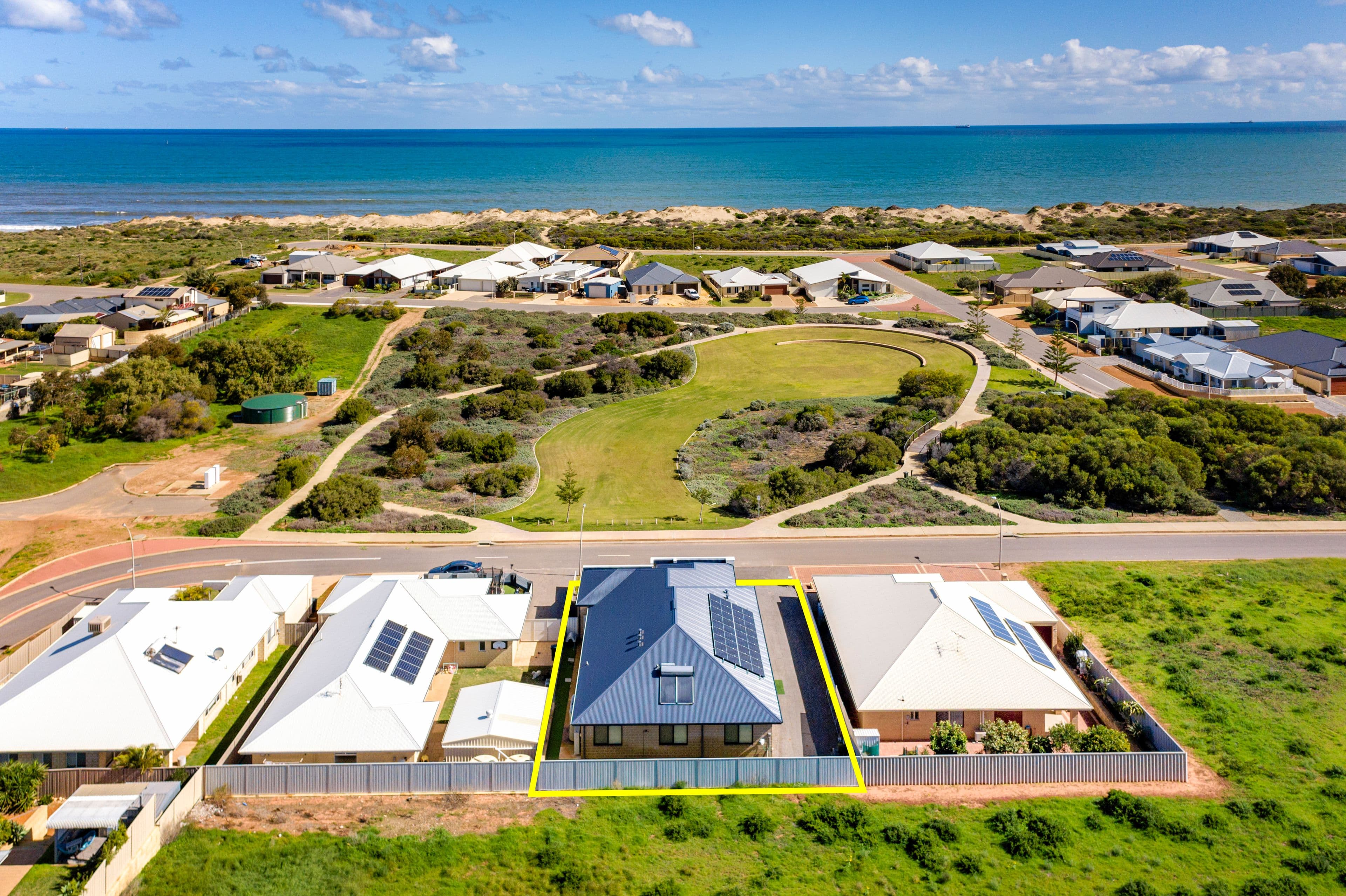 13 Lagoon Entrance, Sunset Beach WA 6530, Sunset Beach - Thumbnail 2