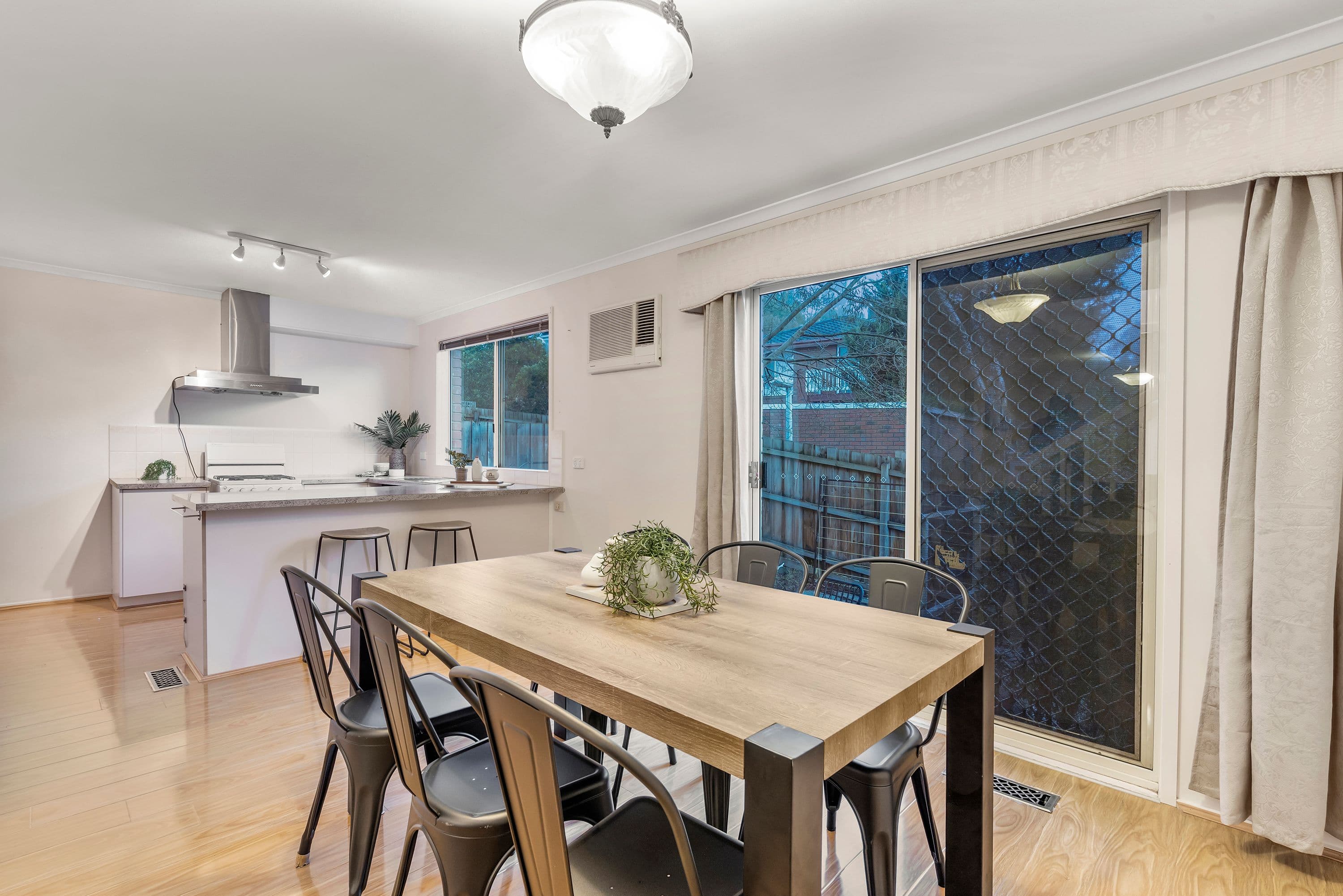 38 Livingstone Close, Burwood VIC 3125, Burwood - Thumbnail 5