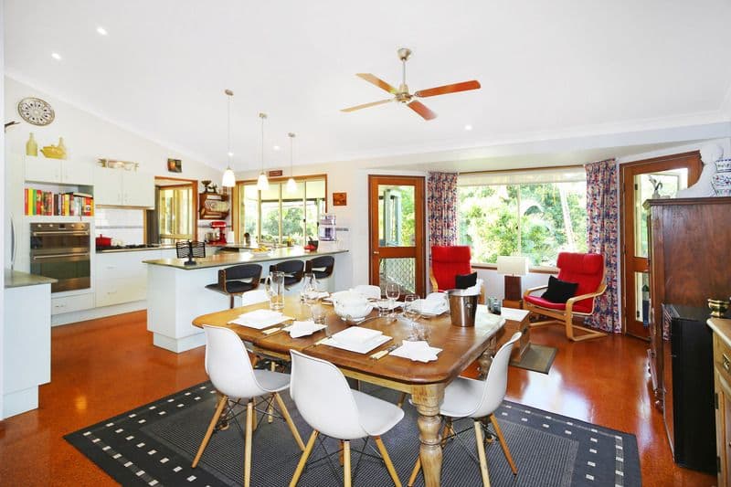 19 Clearview Drive, Glass House Mountains QLD 4518, Glass House Mountains - Thumbnail 3