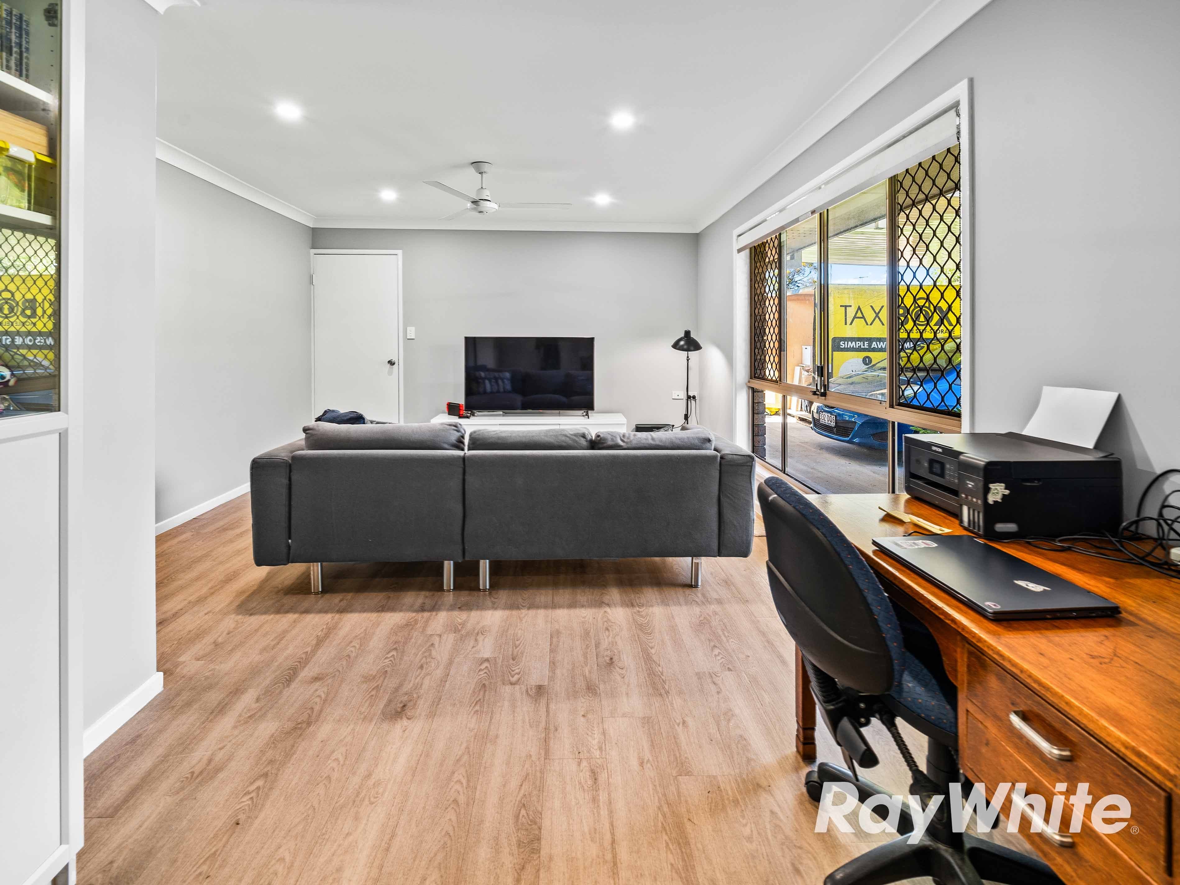 8 Turner Street, Eastern Heights QLD 4305, Eastern Heights - Thumbnail 4
