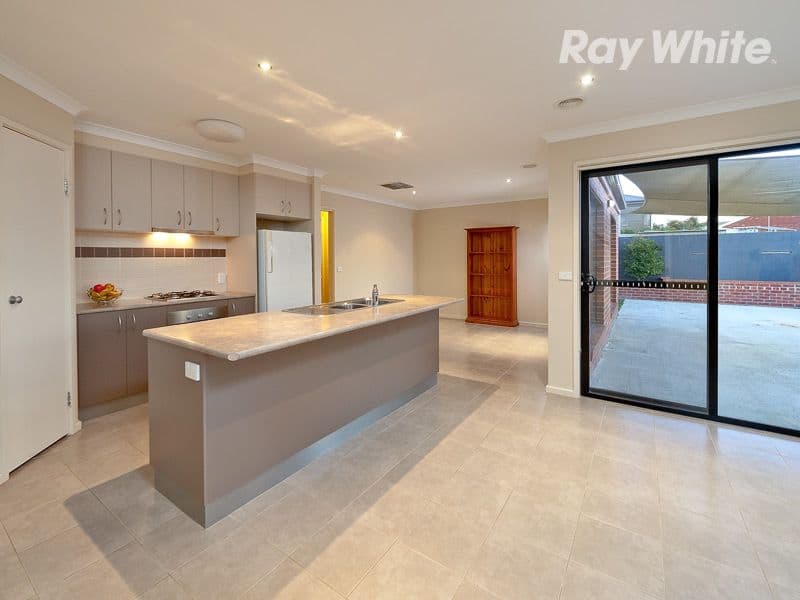 141 De Kerilleau Drive, WODONGA VIC 3690, Wodonga - Thumbnail 2