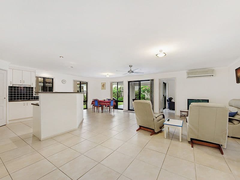 21 Oceanis Drive, Oxenford QLD 4210, Oxenford - Thumbnail 4