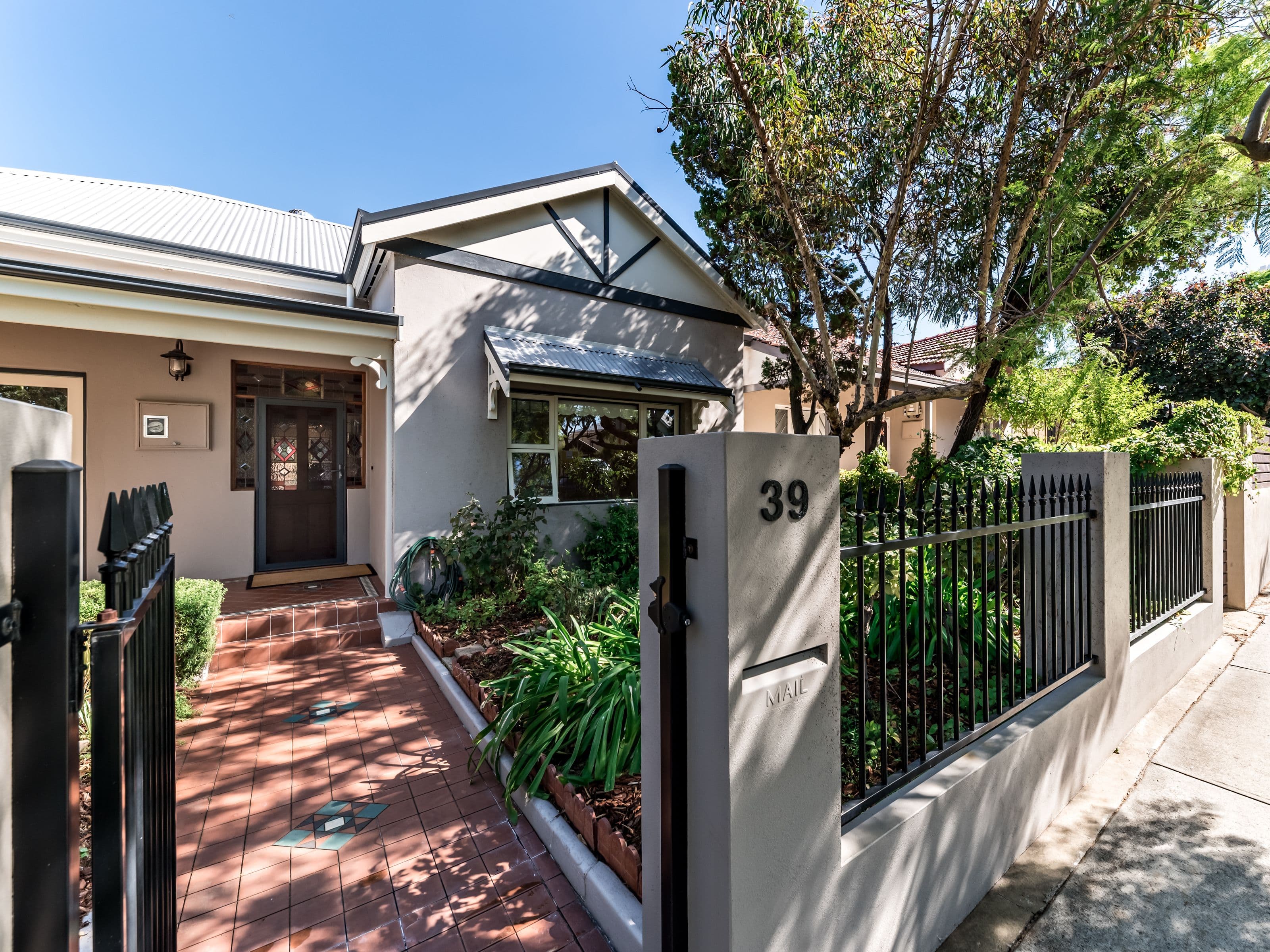 39 Marlborough Street, Perth WA 6000, Perth - Thumbnail 2