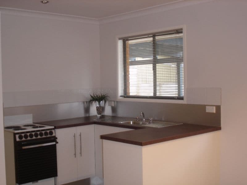 9  Banks Court, REDBANK PLAINS QLD 4301, Redbank Plains - Thumbnail 3