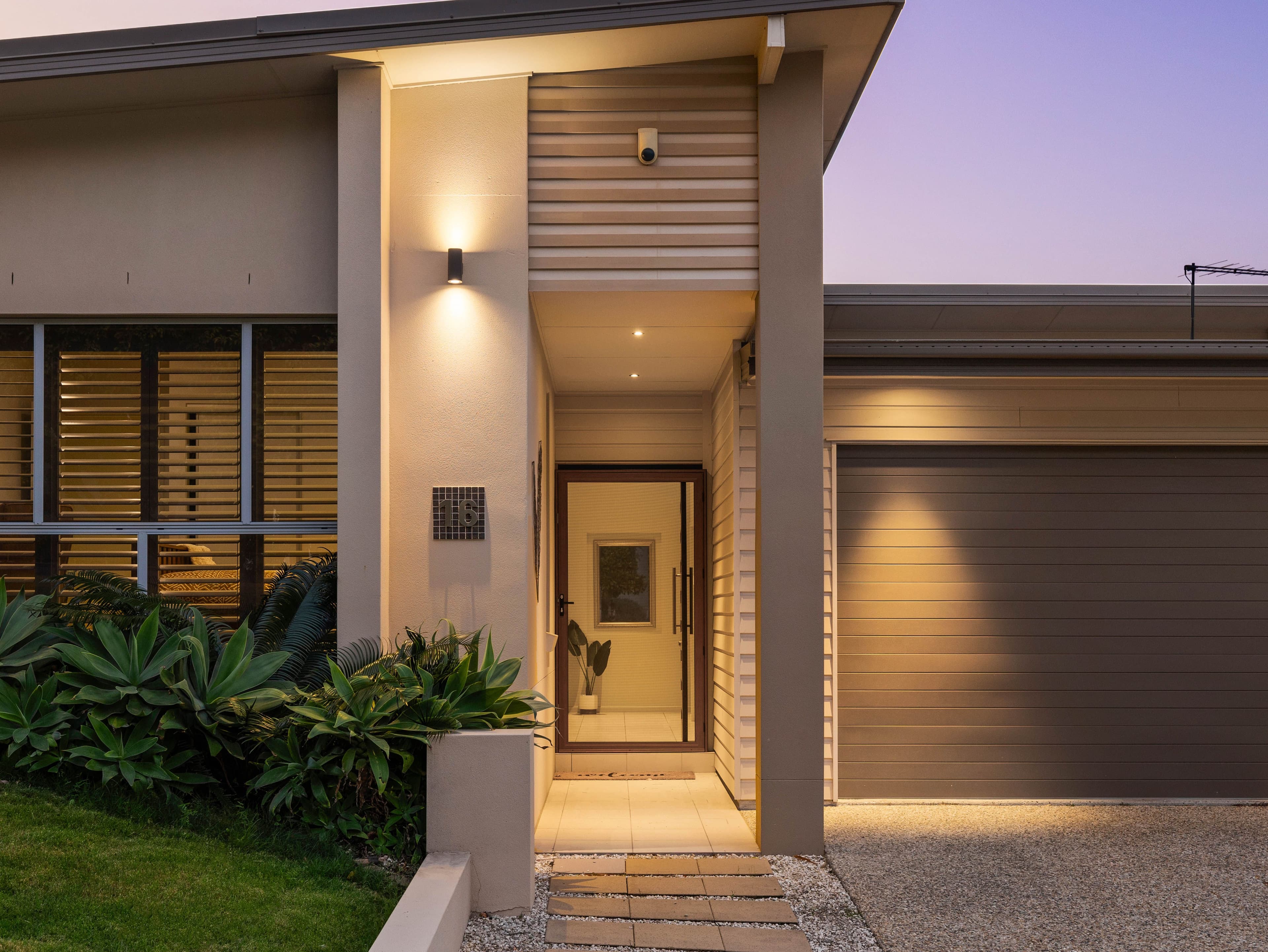 16 Rufous Crescent, Brookwater QLD 4300, Brookwater - Thumbnail 3