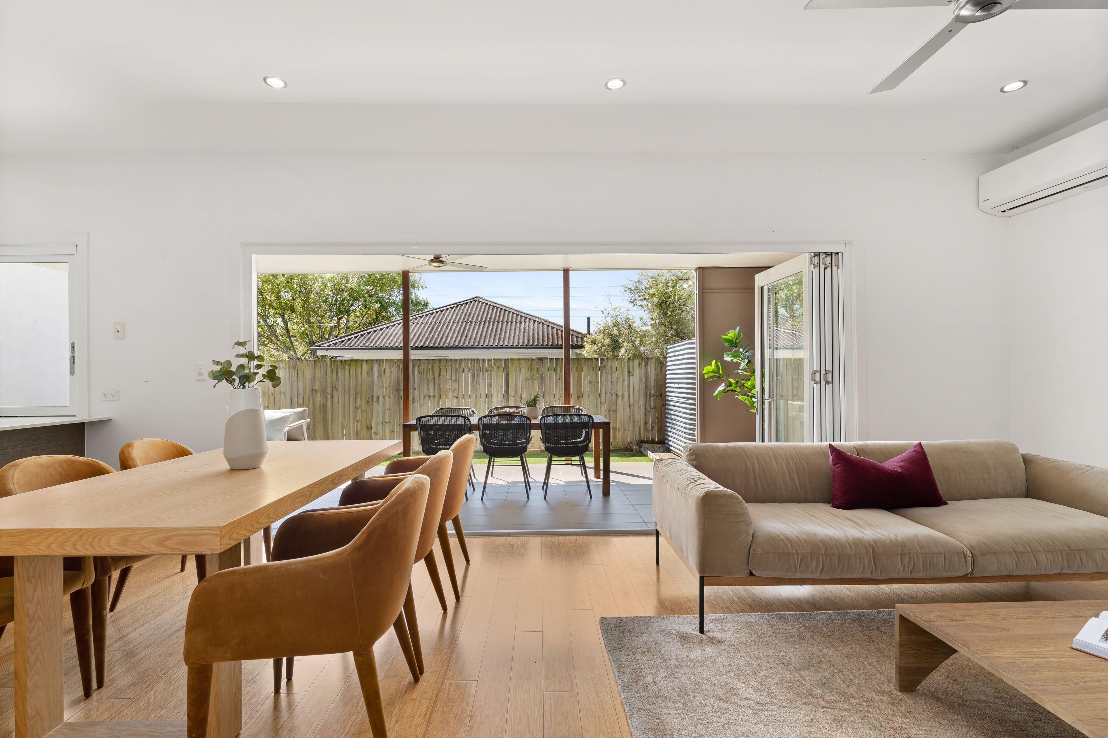 49 Parry Street, Bulimba QLD 4171, Bulimba - Thumbnail 2