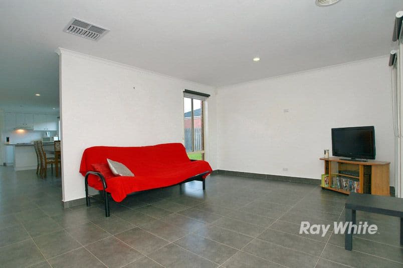52 Kingdom Drive, CRANBOURNE VIC 3977, Cranbourne - Thumbnail 3