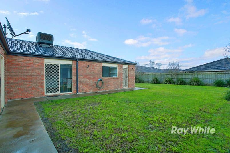52 Kingdom Drive, CRANBOURNE VIC 3977, Cranbourne - Thumbnail 6