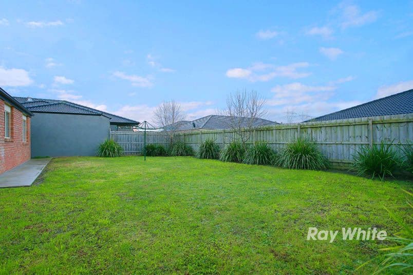52 Kingdom Drive, CRANBOURNE VIC 3977, Cranbourne - Thumbnail 7