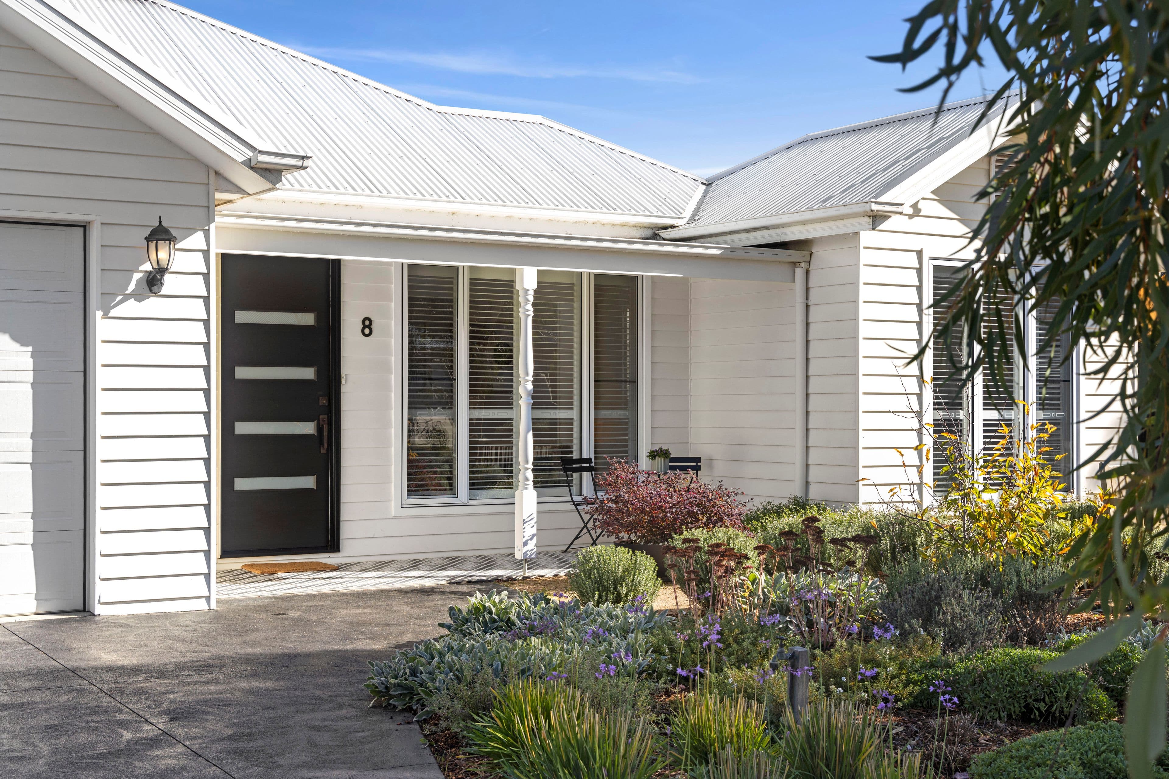 8 Sproule Place, Woodend VIC 3442, Woodend - Thumbnail 2