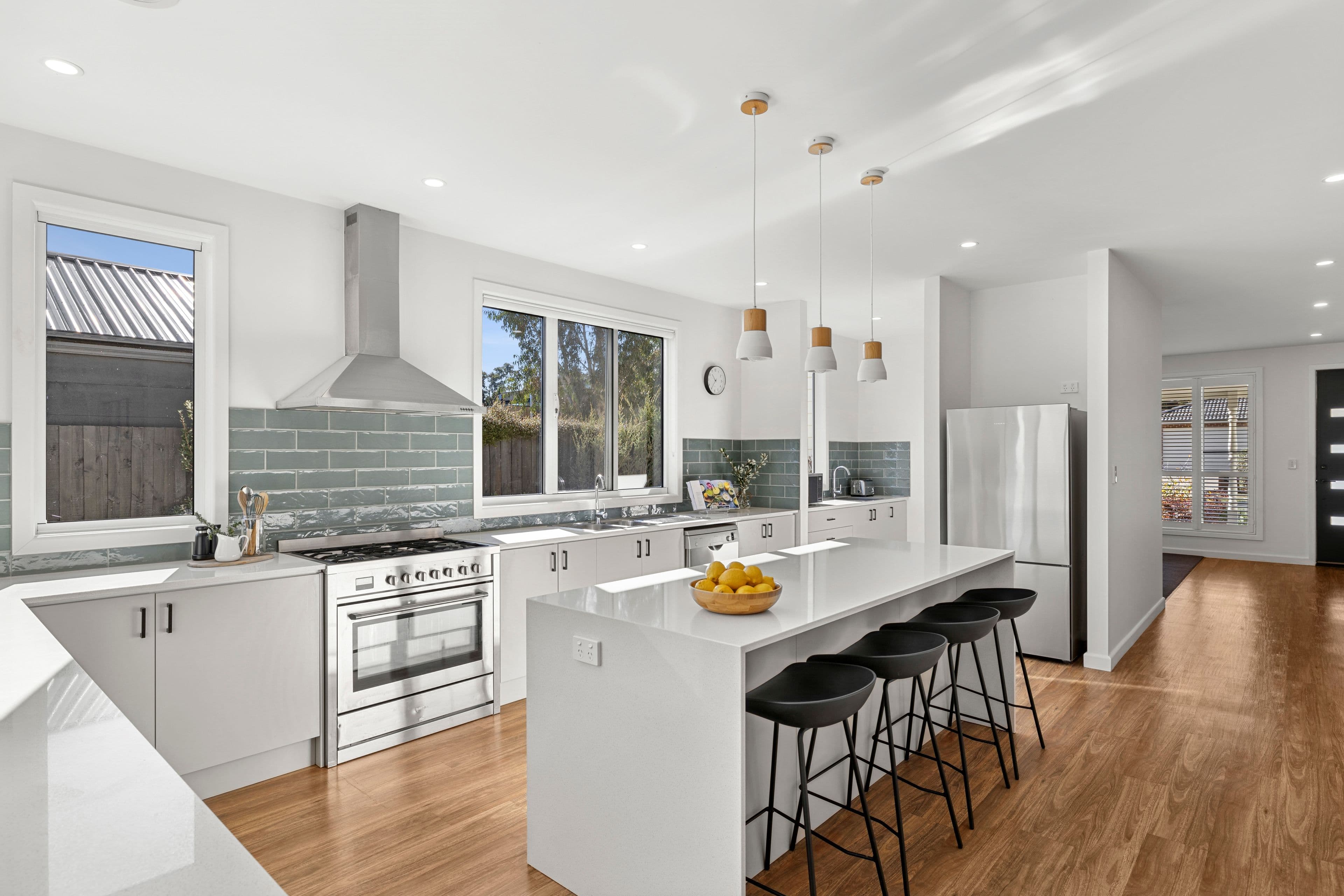 8 Sproule Place, Woodend VIC 3442, Woodend - Thumbnail 4