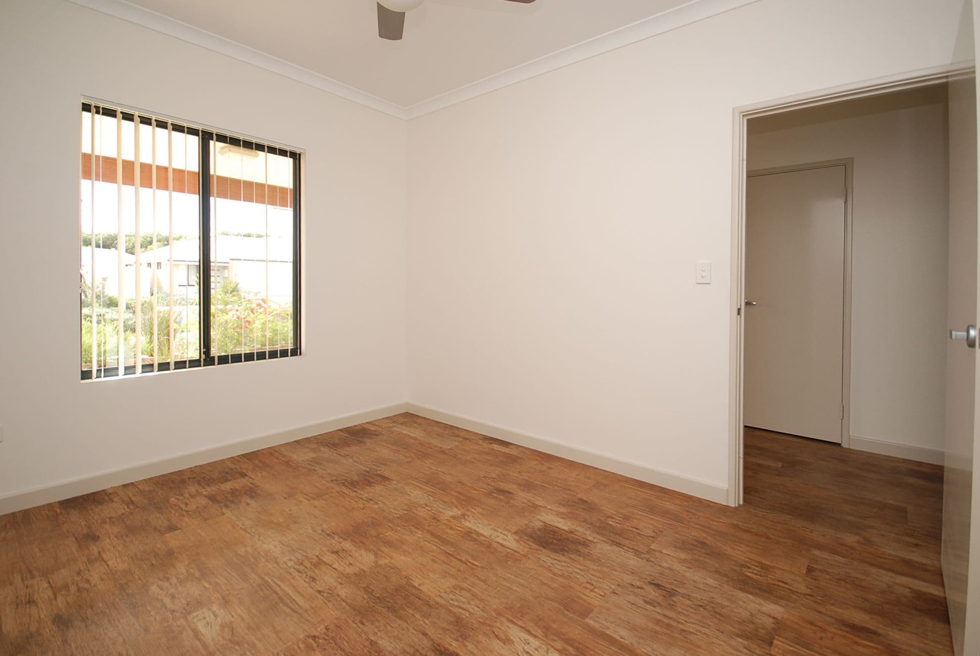 4 Moonlight Crescent, Jurien Bay WA 6516, Jurien Bay - Thumbnail 4