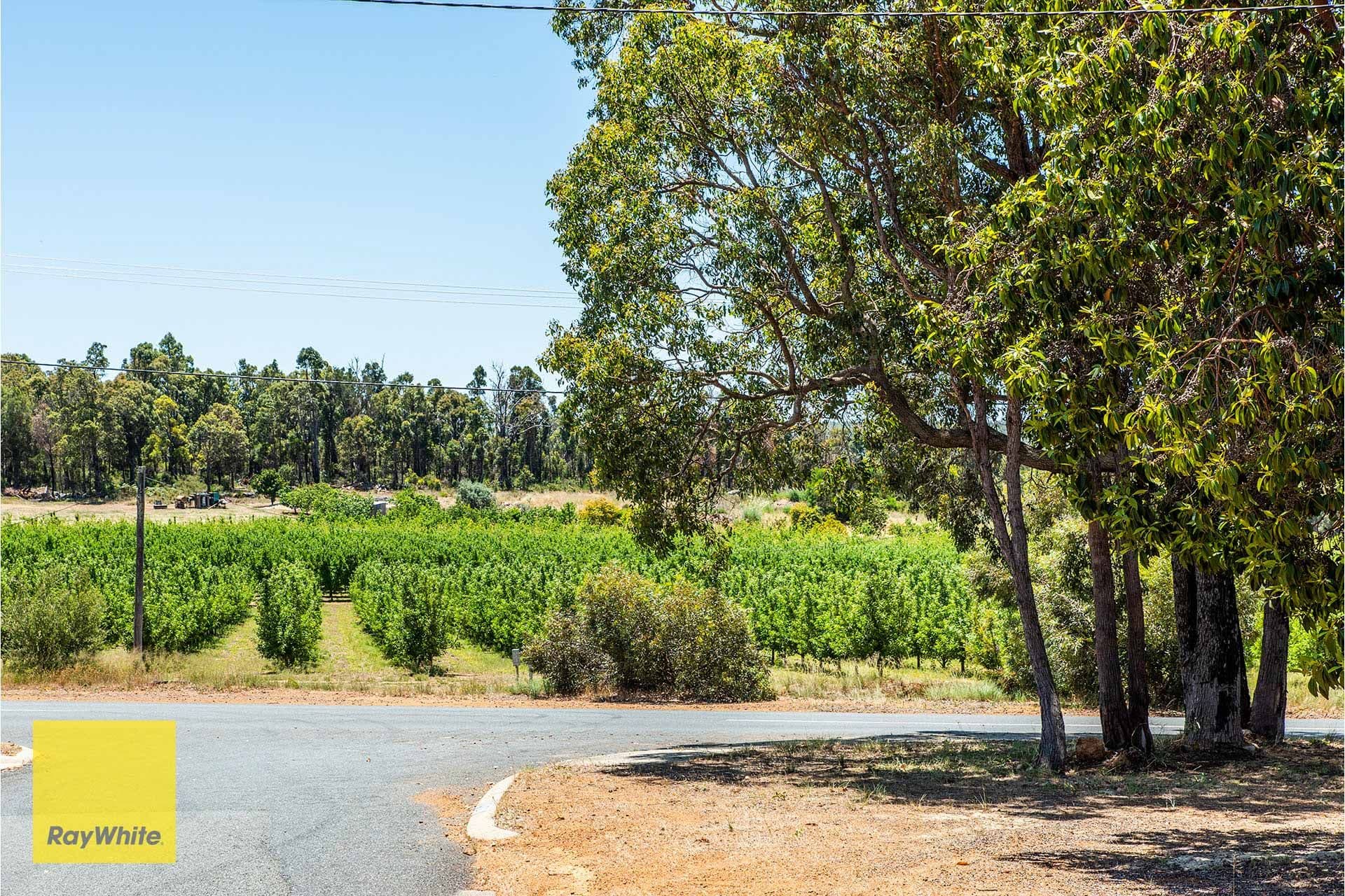 148 Pickering Brook Road, Pickering Brook WA 6076, Pickering Brook - Thumbnail 2