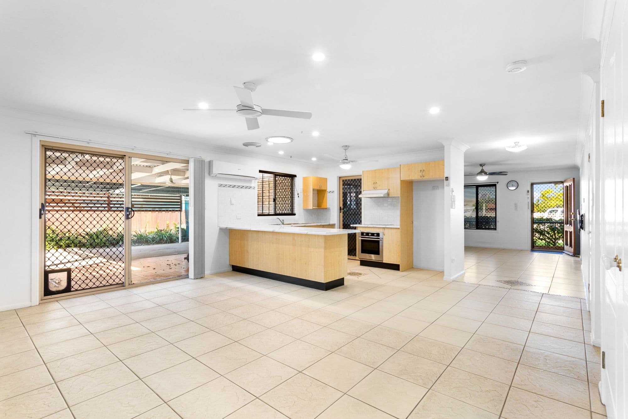 36 Macarthur Crescent, Deception Bay QLD 4508, Deception Bay - Thumbnail 4