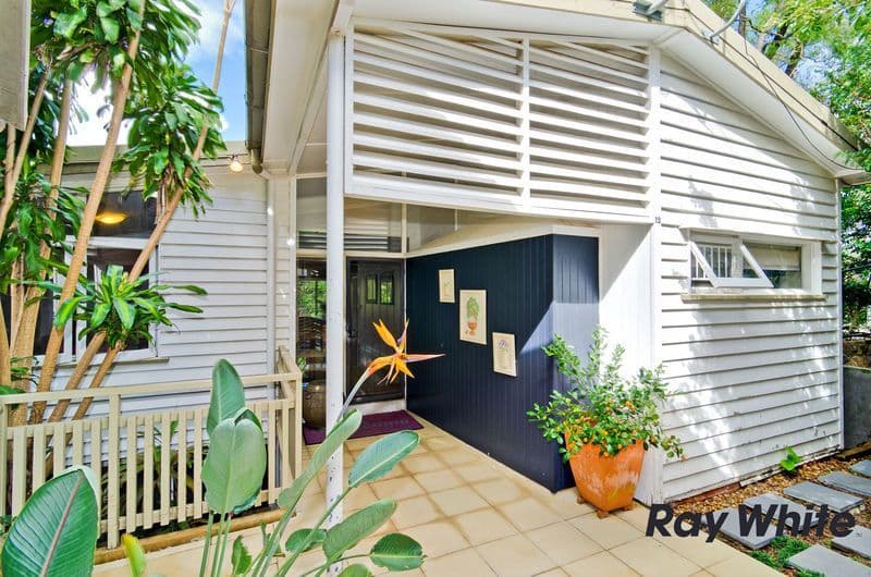 12 Drummond Street, ALDERLEY QLD 4051, Alderley - Thumbnail 2