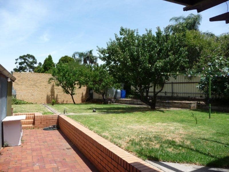4  Tulip Street, RIDGEHAVEN SA 5097, Ridgehaven - Thumbnail 3