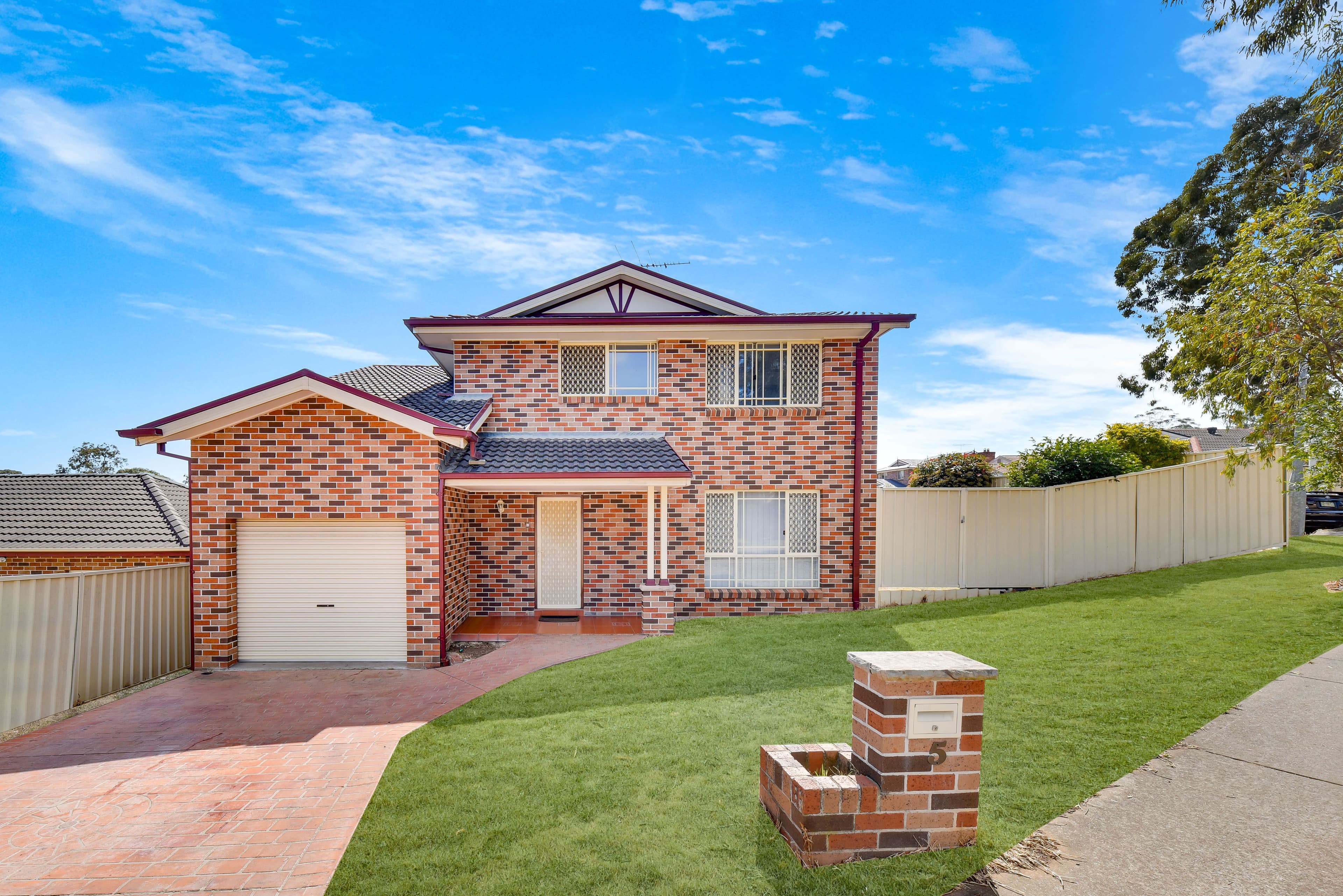 2 Hans Place, Casula - Image 1