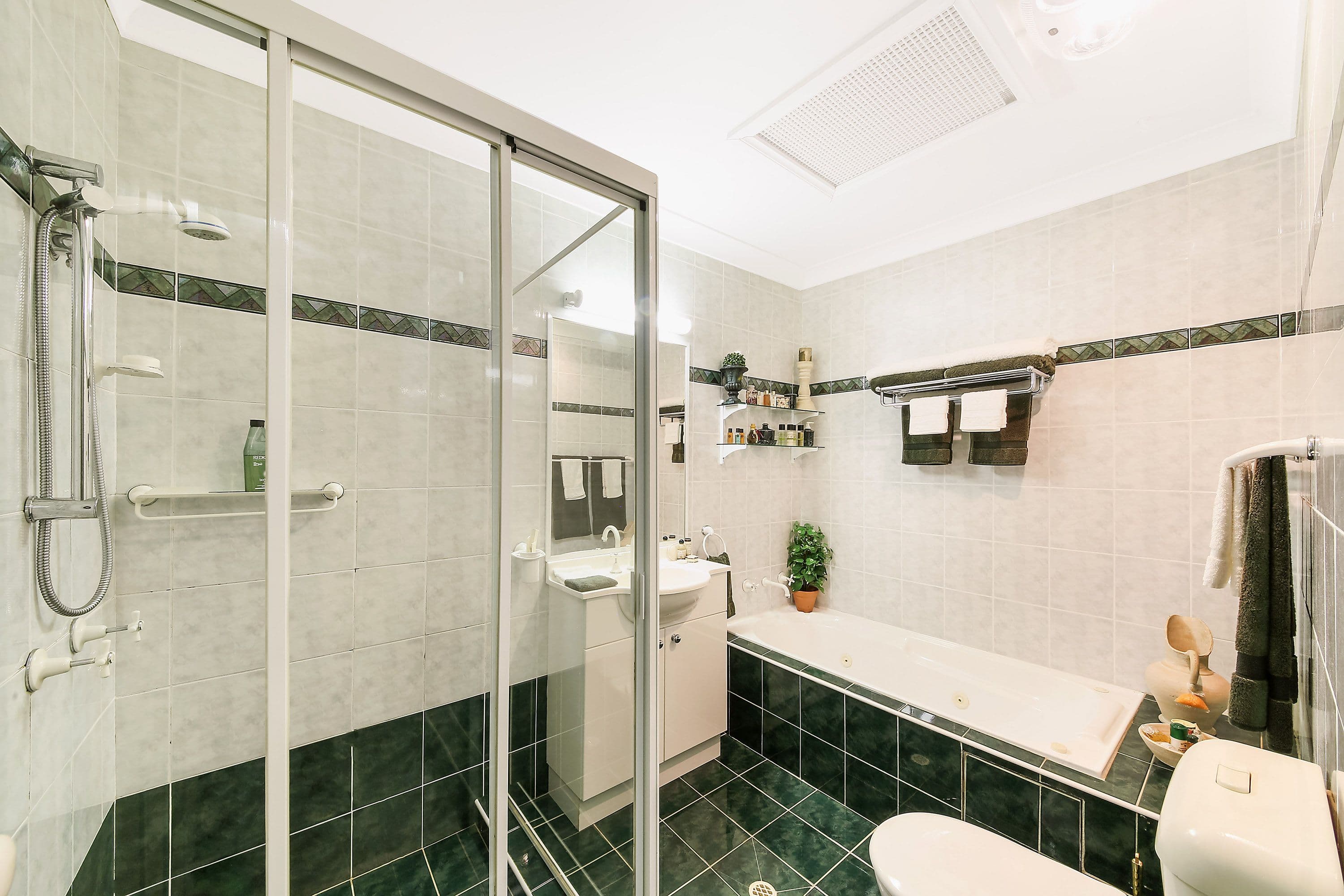27-28 Parkside Lane, Westmead NSW 2145, Westmead - Thumbnail 7