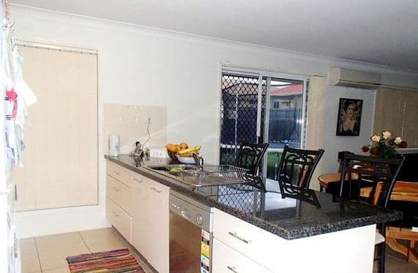 32 Wattle Crescent, RACEVIEW QLD 4305, Raceview - Thumbnail 4