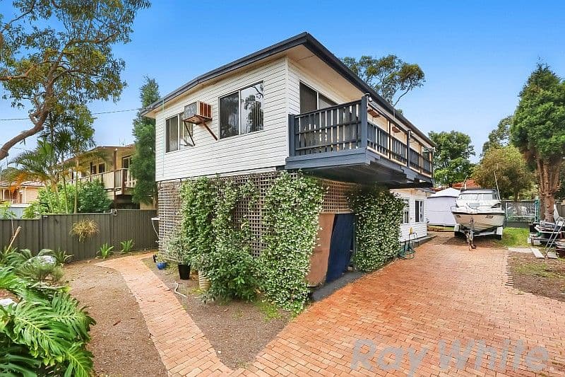 33 Dianne Avenue, Lake Munmorah - Image 1