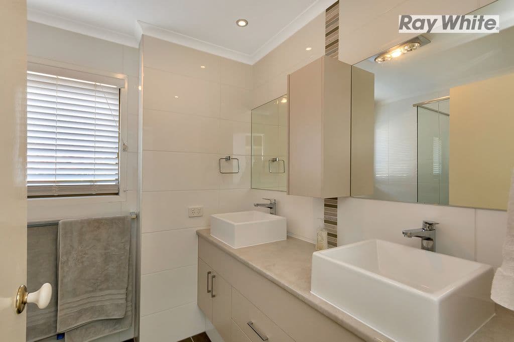 43 Juba Street, Riverhills QLD 4074, Riverhills - Thumbnail 5