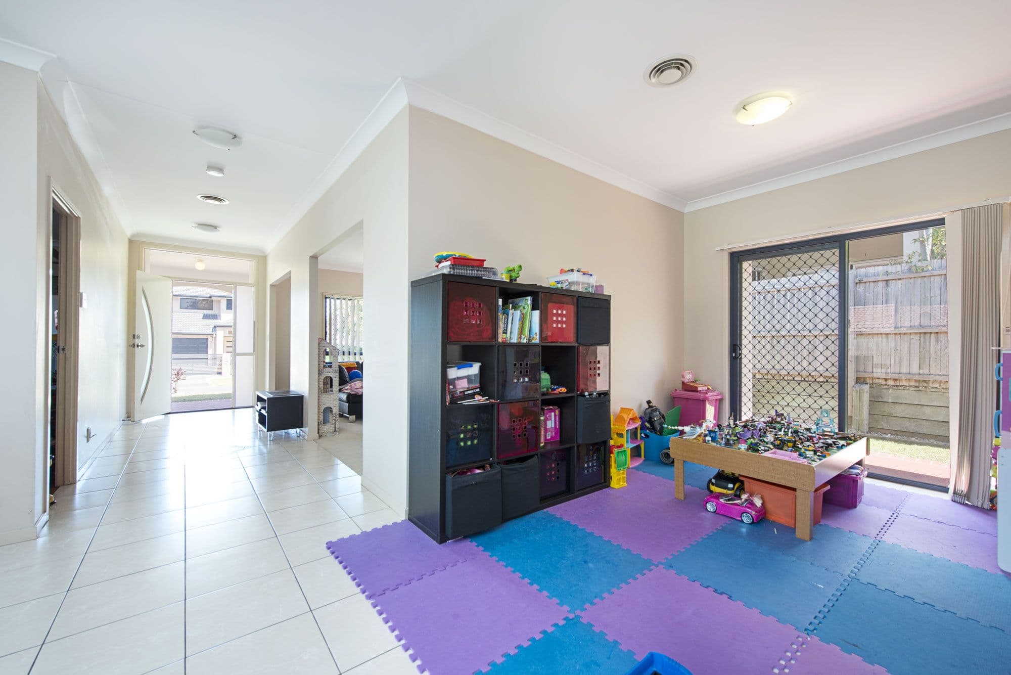 45 Caribbea Street, Eight Mile Plains QLD 4113, Eight Mile Plains - Thumbnail 5