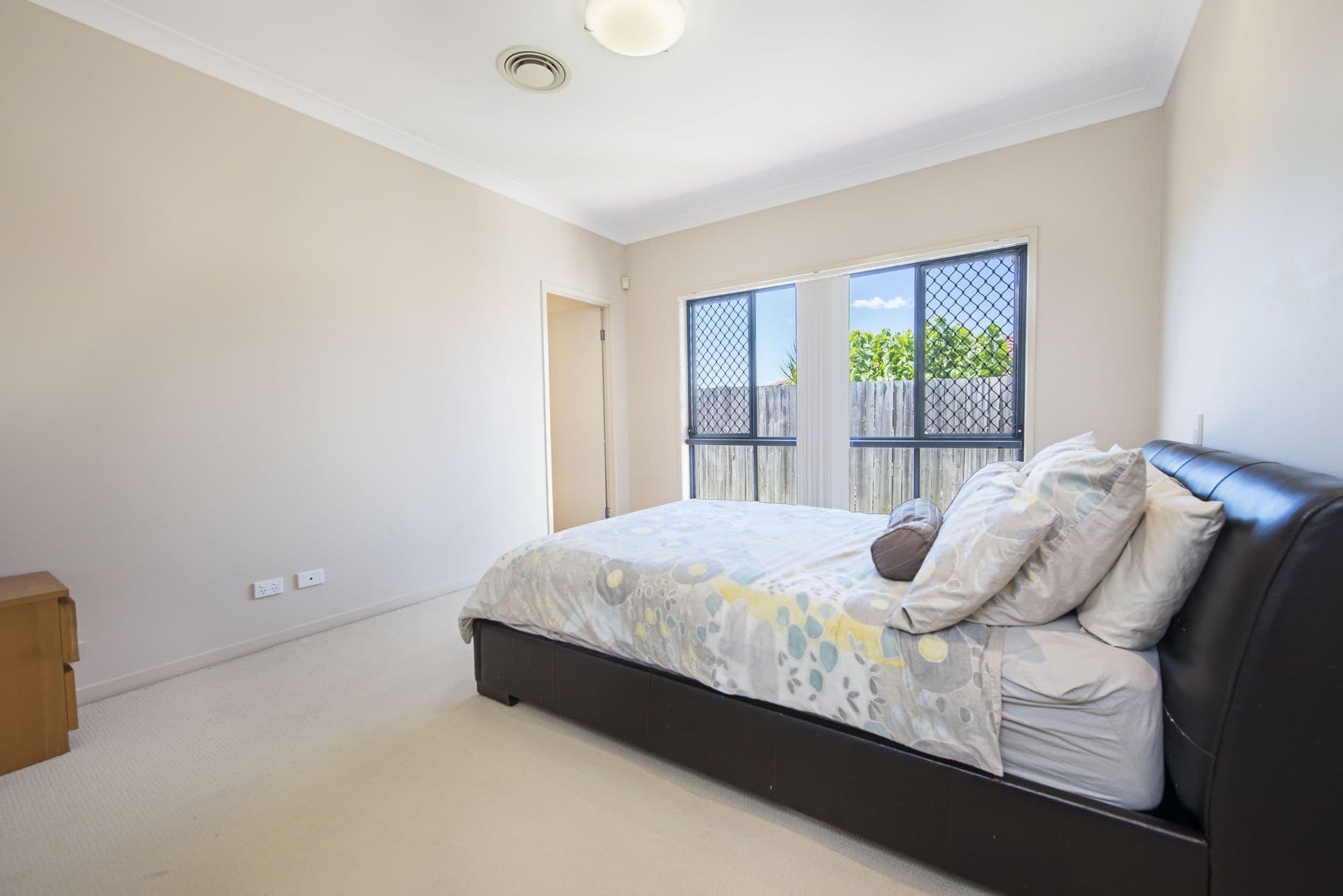 45 Caribbea Street, Eight Mile Plains QLD 4113, Eight Mile Plains - Thumbnail 6