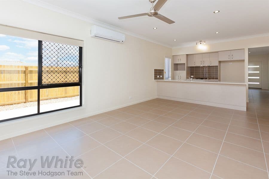 48 Parkland Drive, SPRINGFIELD LAKES QLD 4300, Springfield Lakes - Thumbnail 5