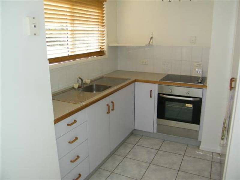 3 Hoskyn Court, GLADSTONE QLD 4680, Gladstone - Thumbnail 2