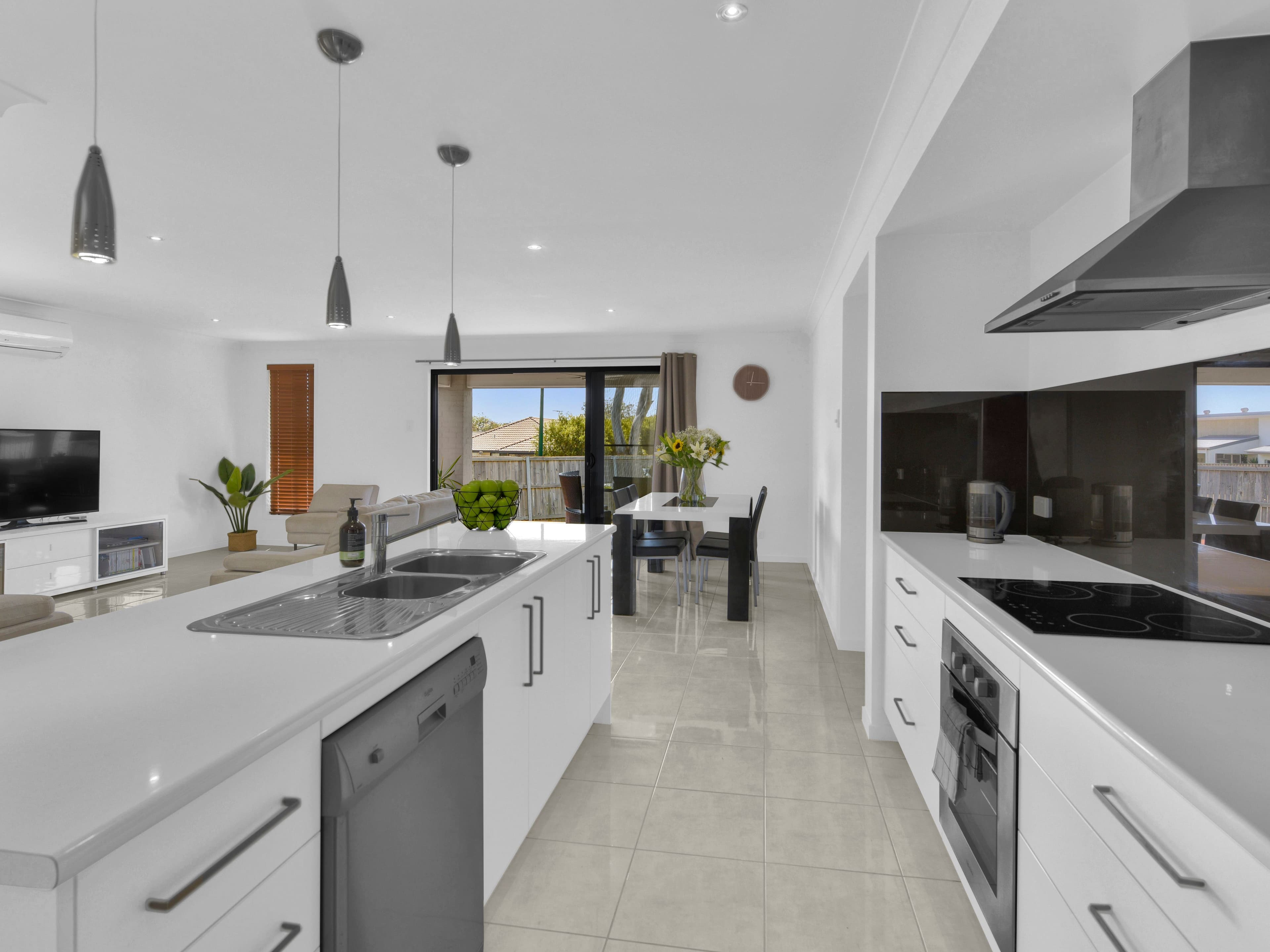 19 MacDonald Place, Carseldine QLD 4034, Carseldine - Thumbnail 4