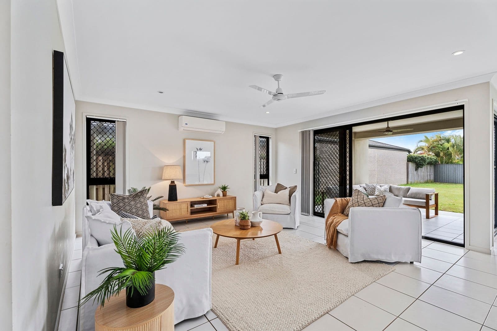 3 Catana Crescent, Hope Island QLD 4212, Hope Island - Thumbnail 3