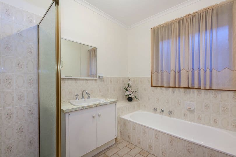 70 Victoria Drive, Thomastown VIC 3074, Thomastown - Thumbnail 8