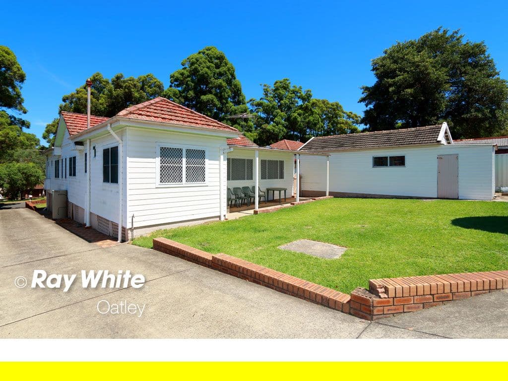 22 Clarendon Road, Peakhurst - Image 1