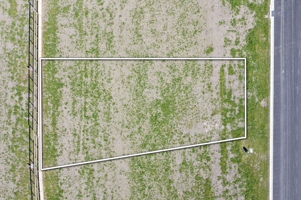73 Malachite Street, Chisholm - Thumbnail 5