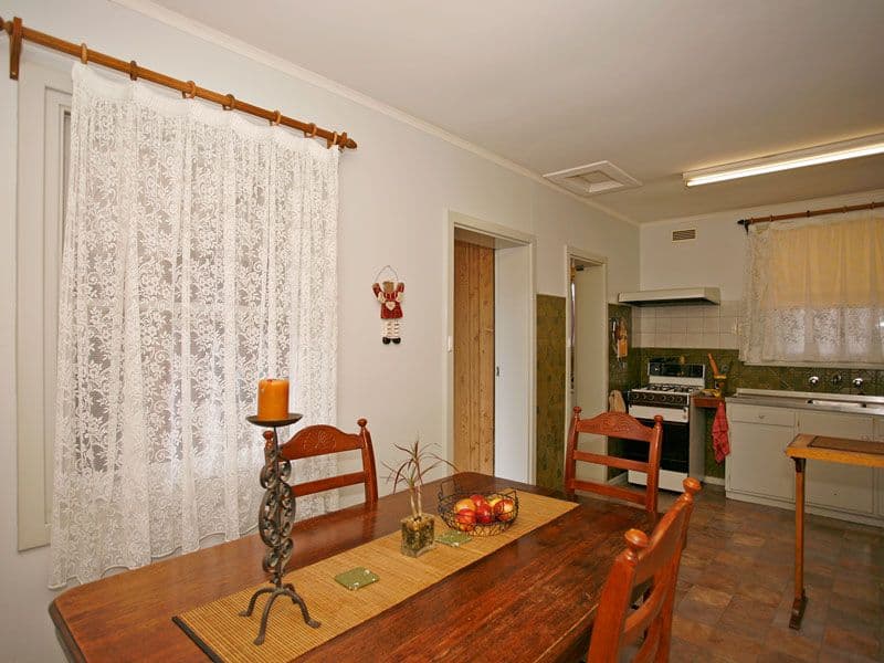 23 Pearce Street, CHRISTIES BEACH SA 5165, Christies Beach - Thumbnail 3
