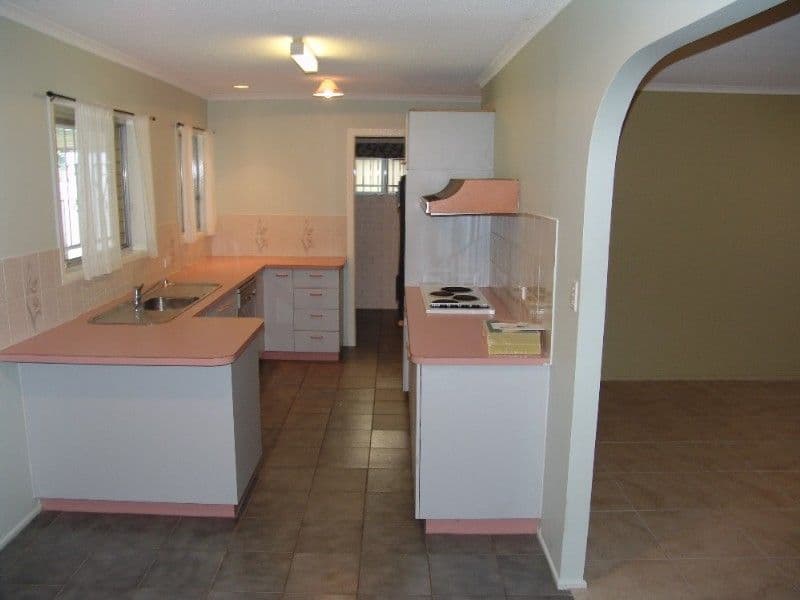 23 Tandara Street, ROCHEDALE SOUTH QLD 4123, Rochedale South - Thumbnail 4