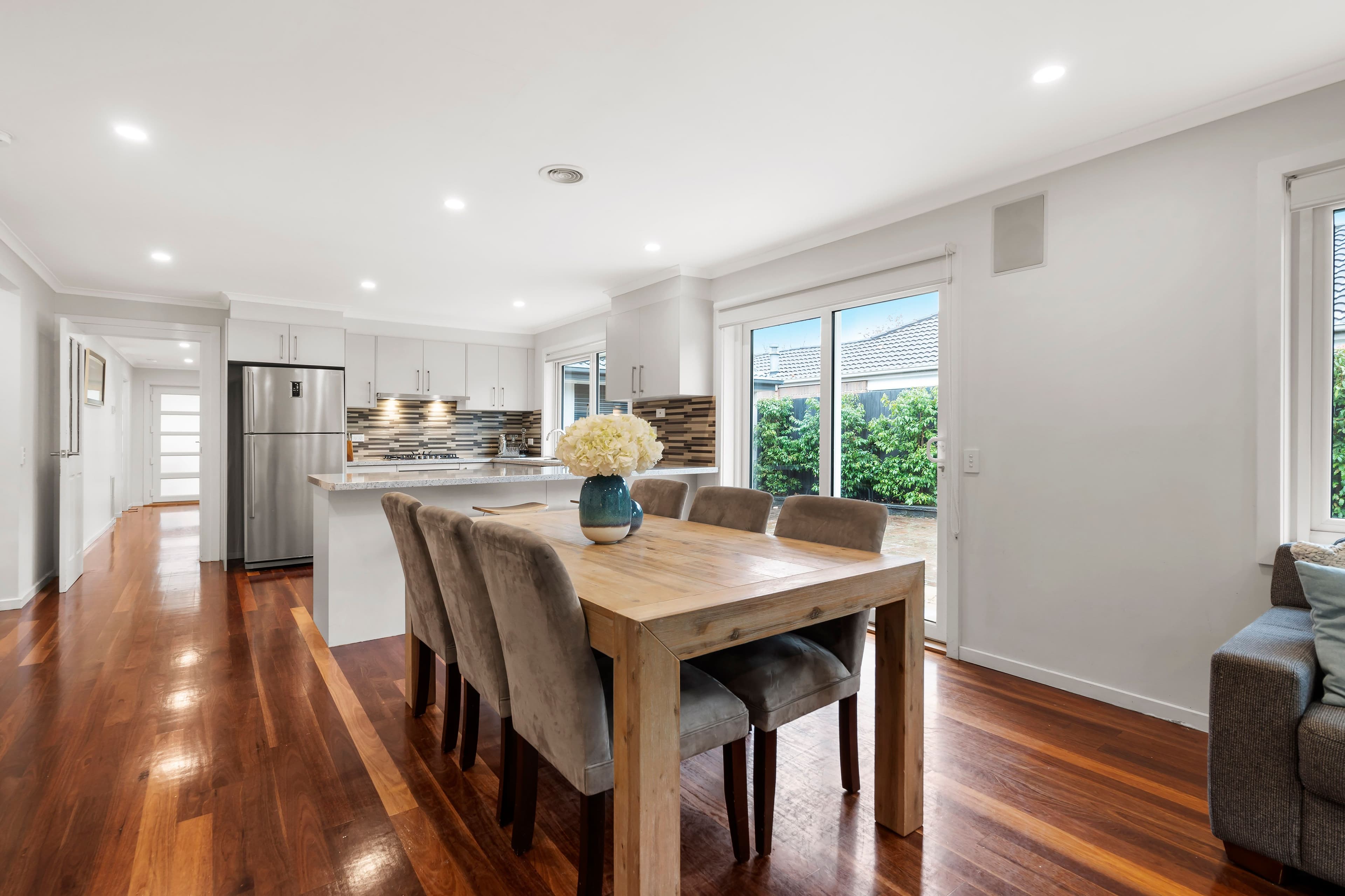 11 Tetoora Close, Rowville VIC 3178, Rowville - Thumbnail 4