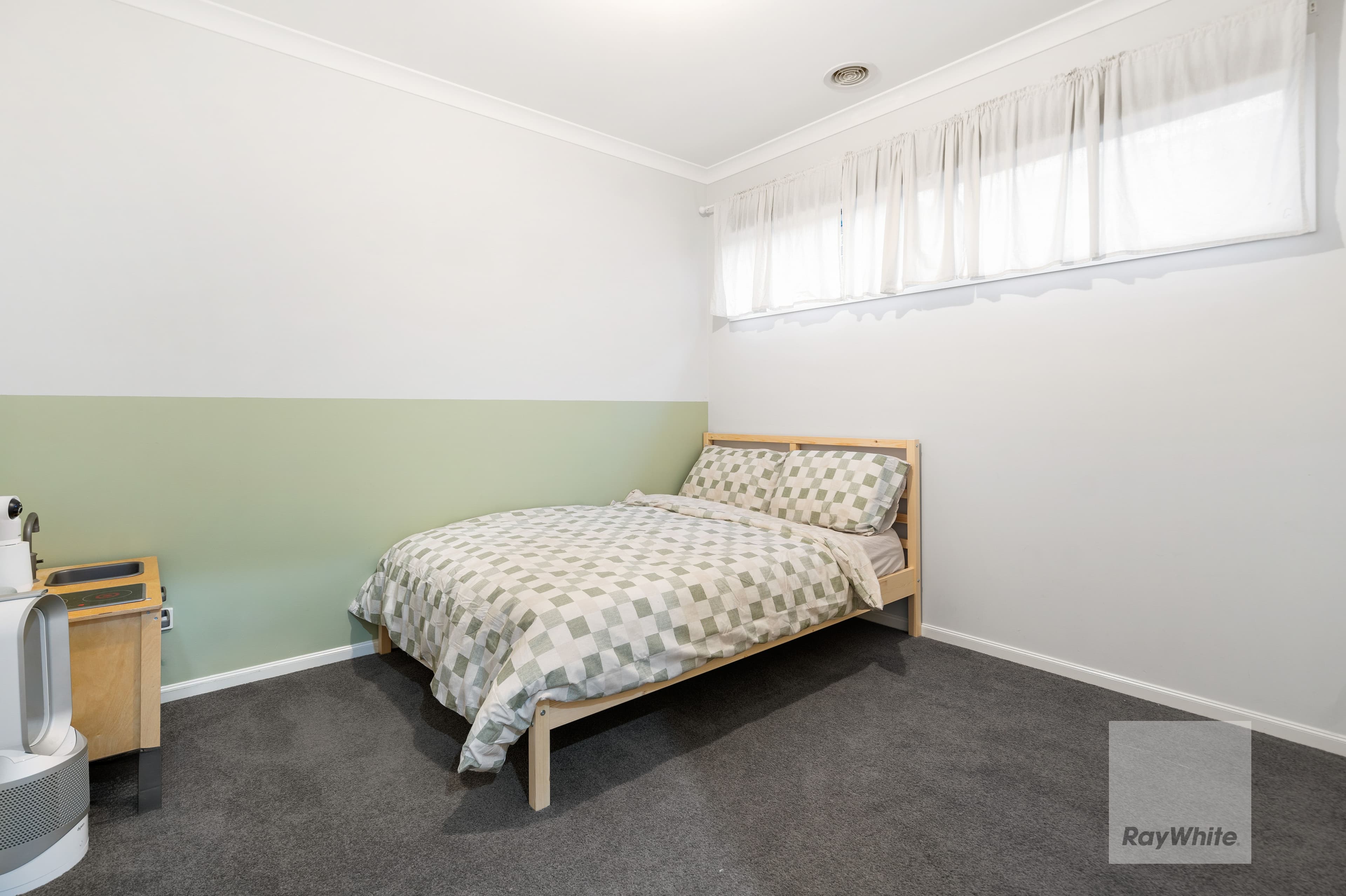 15 chestnut Street, AINTREE VIC 3336, Aintree - Thumbnail 6