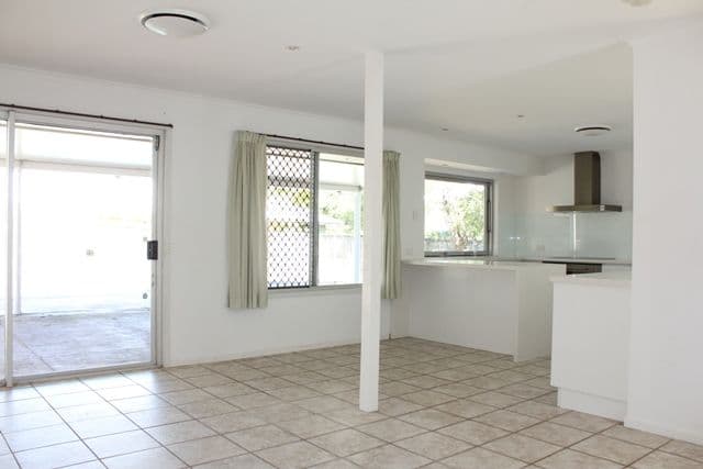 71 Cooroy Noosa Road, TEWANTIN QLD 4565, Tewantin - Thumbnail 7