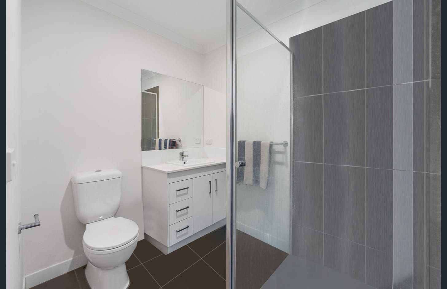13 Vessey Walk, Wyndham Vale VIC 3024, Wyndham Vale - Thumbnail 3