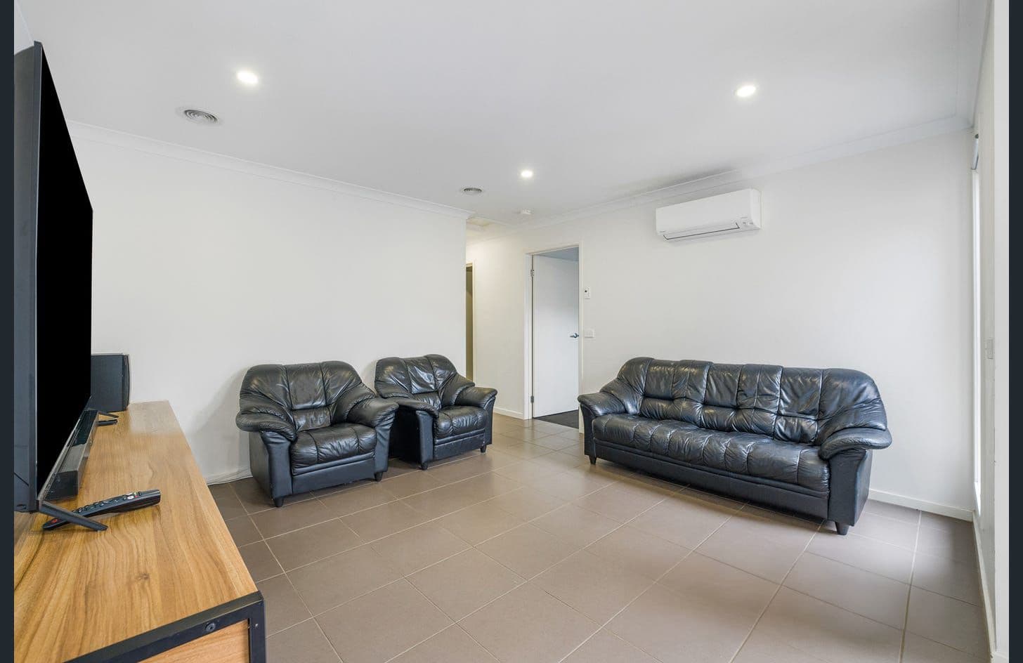 13 Vessey Walk, Wyndham Vale VIC 3024, Wyndham Vale - Thumbnail 7
