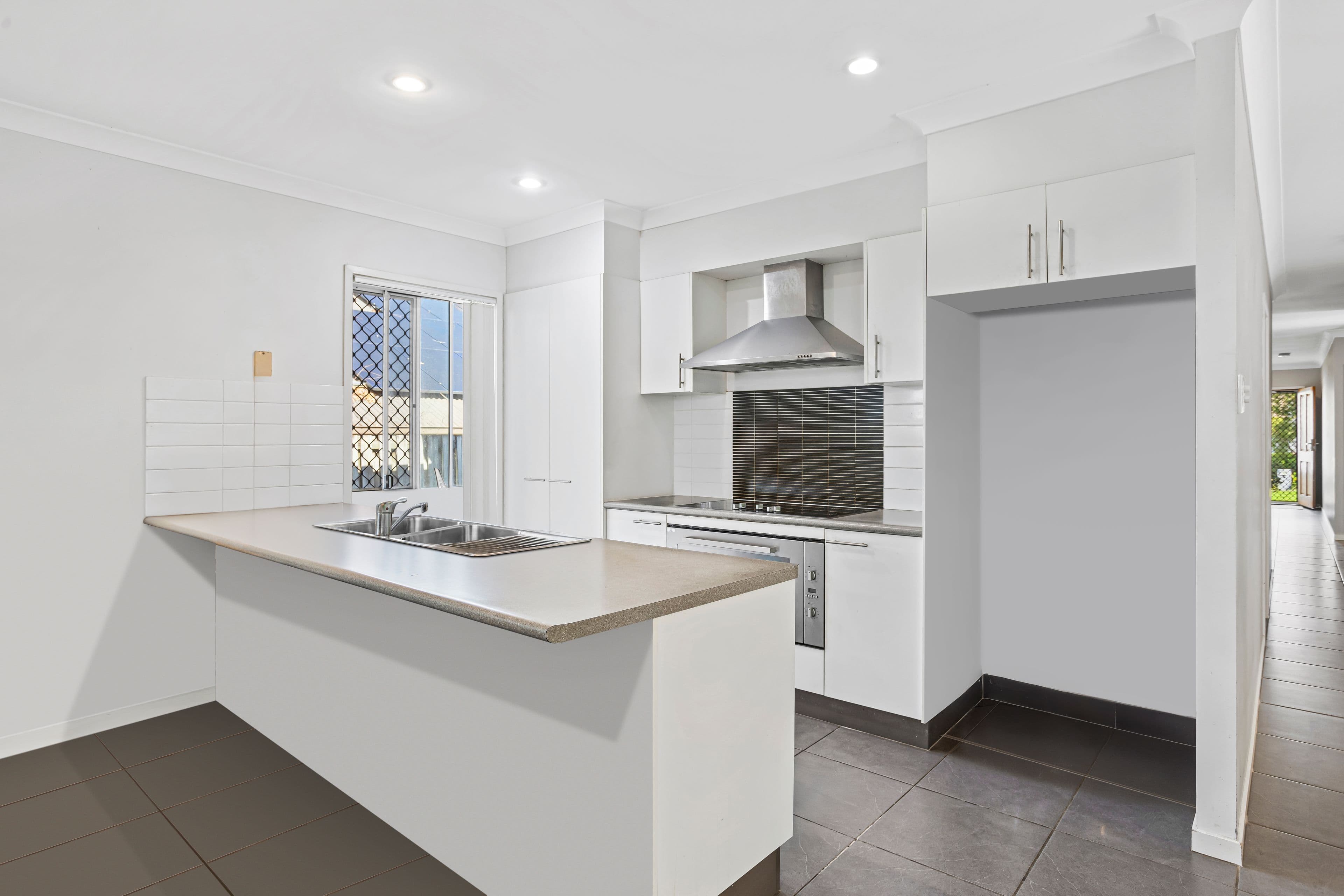 7 Jones Street, Coomera QLD 4209, Coomera - Thumbnail 3