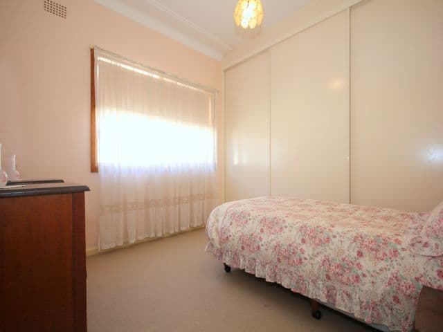 106 Caldwell Parade, YAGOONA NSW 2199, Yagoona - Thumbnail 8