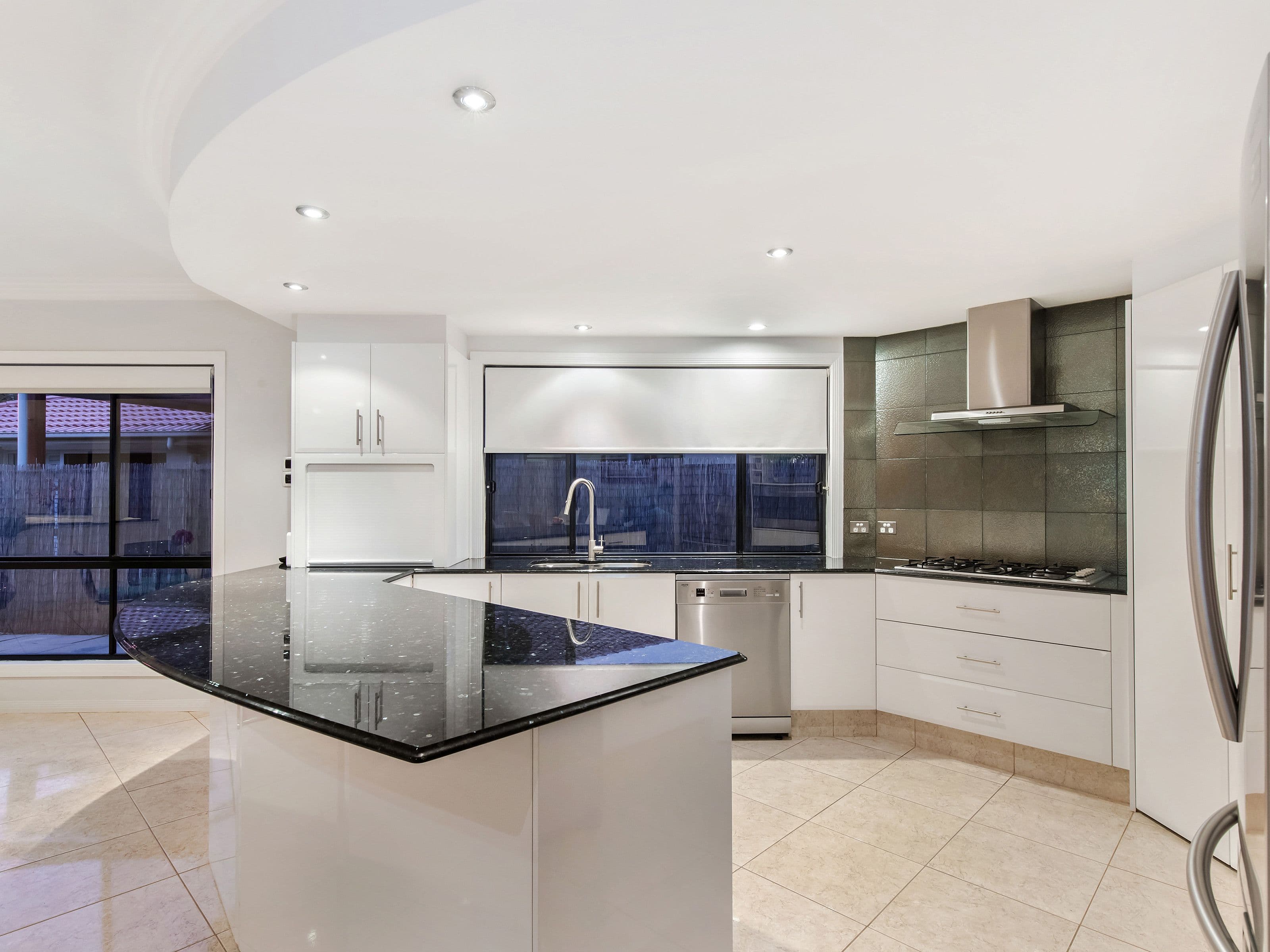 3 Xavier Place, Oxenford QLD 4210, Oxenford - Thumbnail 6