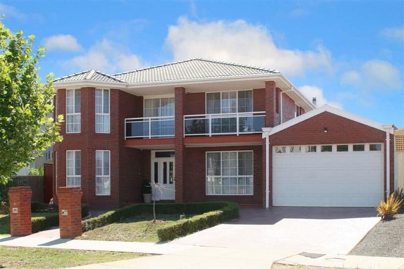 5 Mackenzie Close, TAYLORS LAKES VIC 3038, Taylors Lakes - Image 1