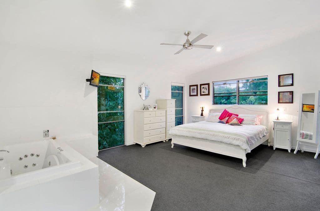 15 Bindoon Close, Elanora QLD 4221, Elanora - Thumbnail 5