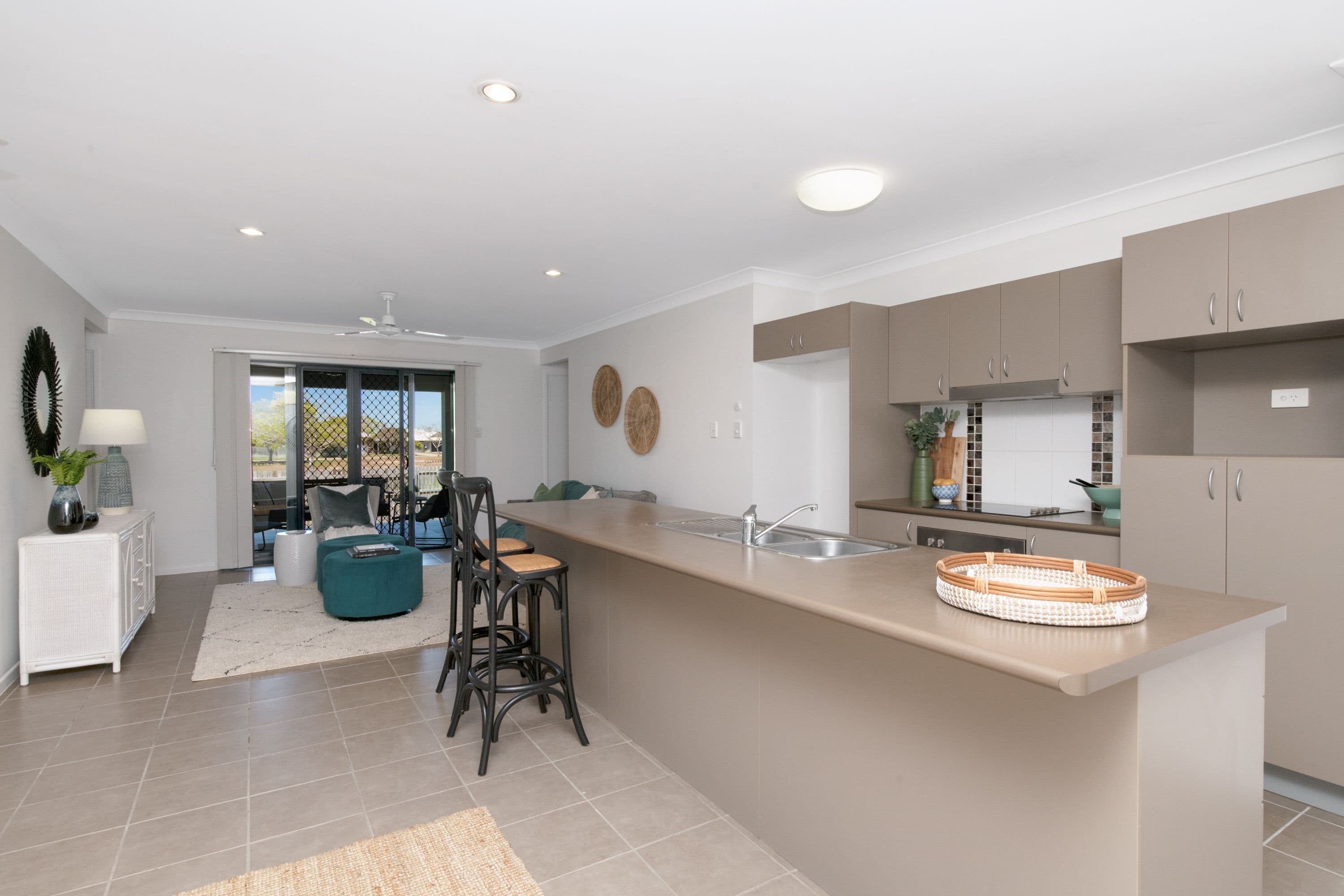 7 Exeter Way, Mount Low QLD 4818, Mount Low - Thumbnail 3