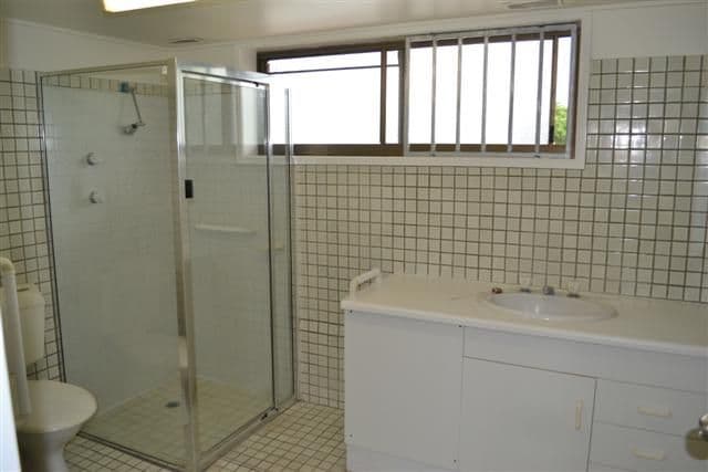 7 Kent Street, WEST GLADSTONE QLD 4680, West Gladstone - Thumbnail 6